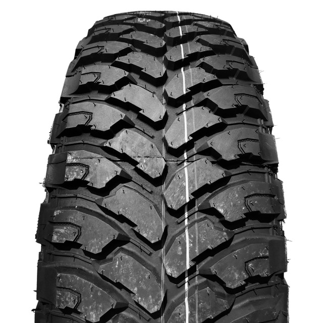 Foto 5 pulgar | Llanta Everton Tires Emt 306 Lt37x13.50 R22