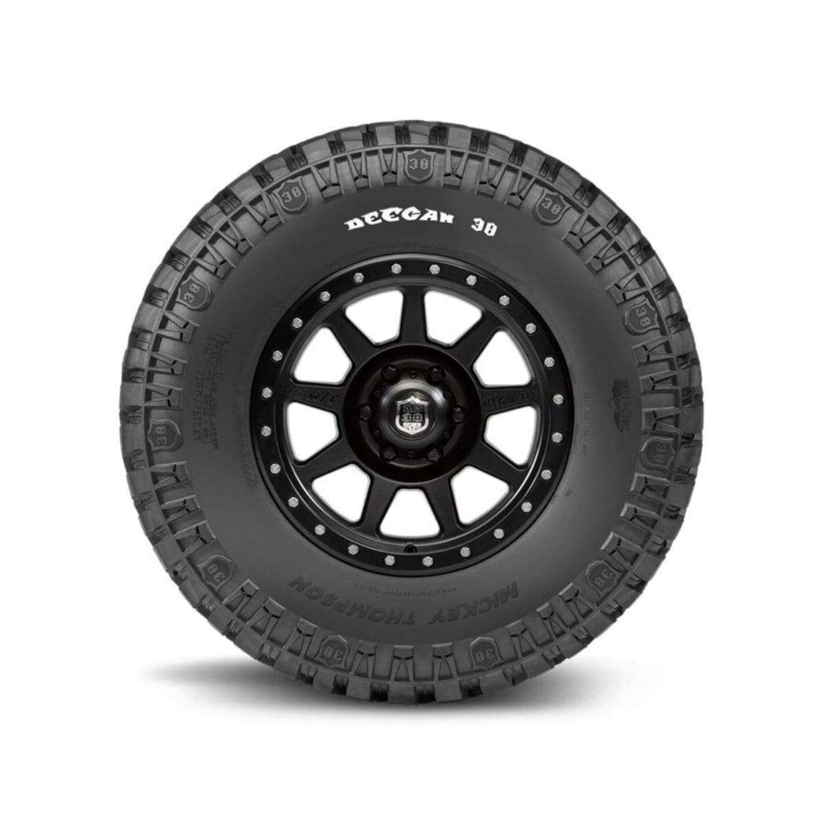 Foto 2 | Llanta 305/55r20 121q Mickey Thompson Deegan 38 Mt