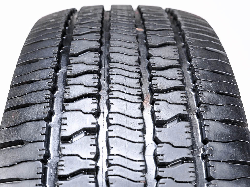 Foto 3 pulgar | Llanta Bfgoodrich Commercial T/a All Season 2 265/75 R16