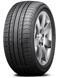 Foto 1 | Llanta Yokohama Db Decibel E70n 215/55r17 94v
