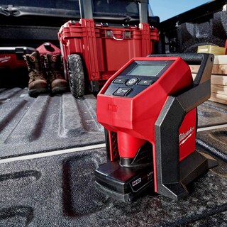 Foto 4 | Kit Inflador Milwaukee M12 Compact 120 Psi con Manómetro Digital - Venta Internacional