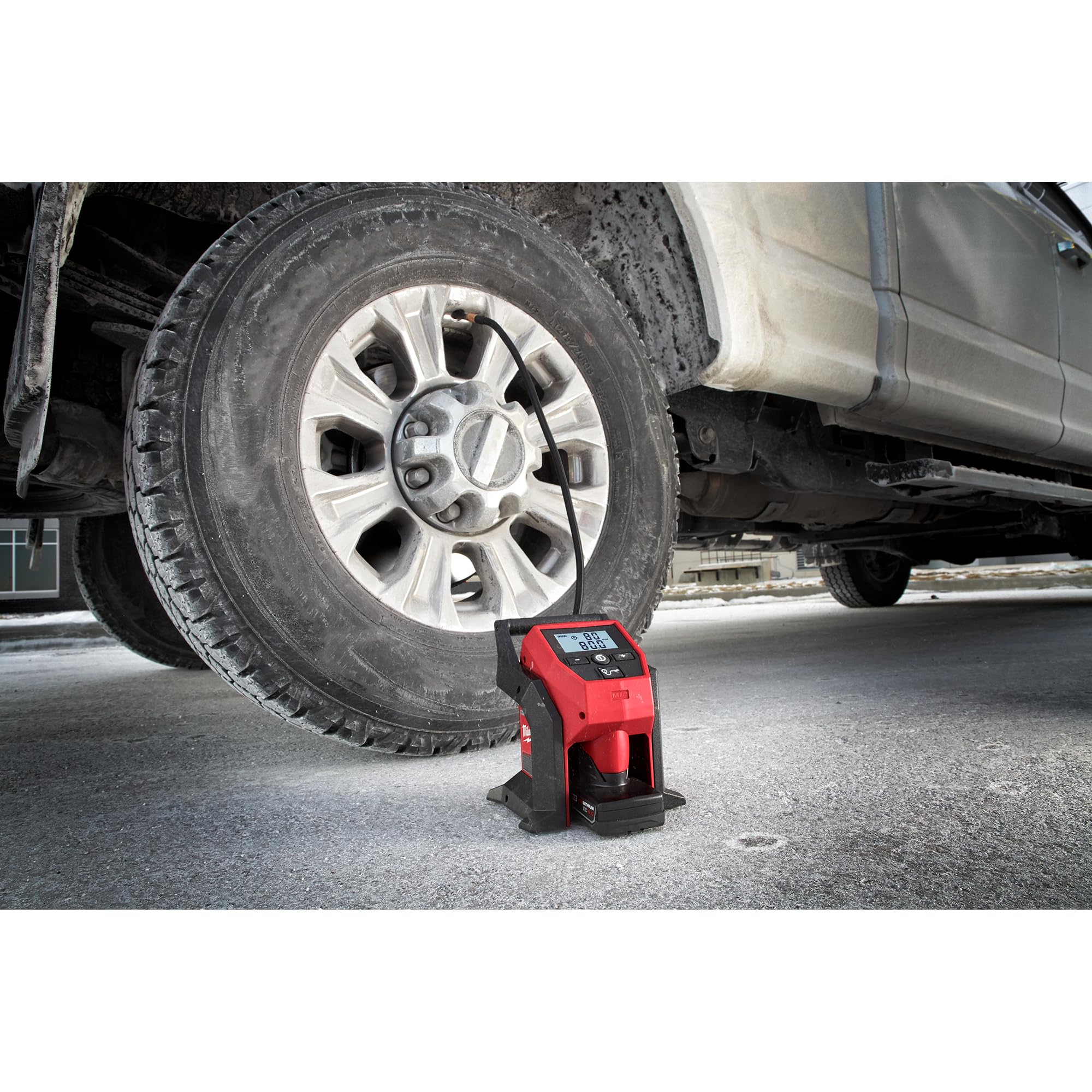 Foto 4 pulgar | Inflador Milwaukee Electric Tools M12 2475-20 120 Psi - Venta Internacional.