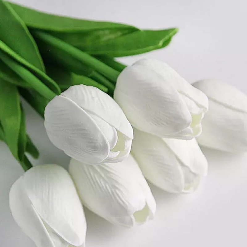 Ramo De Tulipanes De Seda Con 6 Tulipanes Blancos Para Decoración - Venta Internacional.