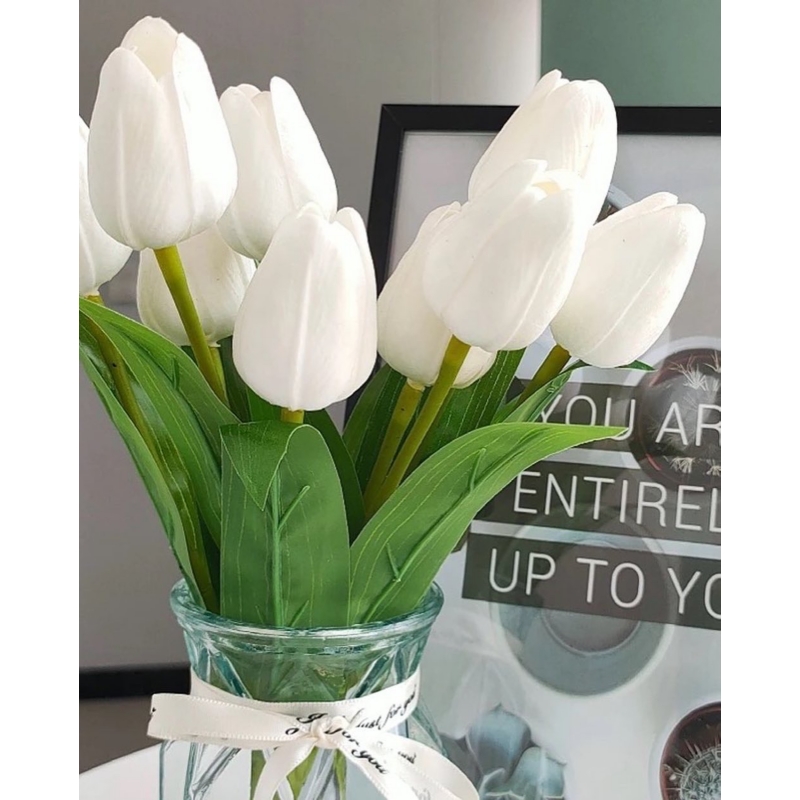 Foto 2 | Ramo De Tulipanes De Seda Con 6 Tulipanes Blancos Para Decoración - Venta Internacional.