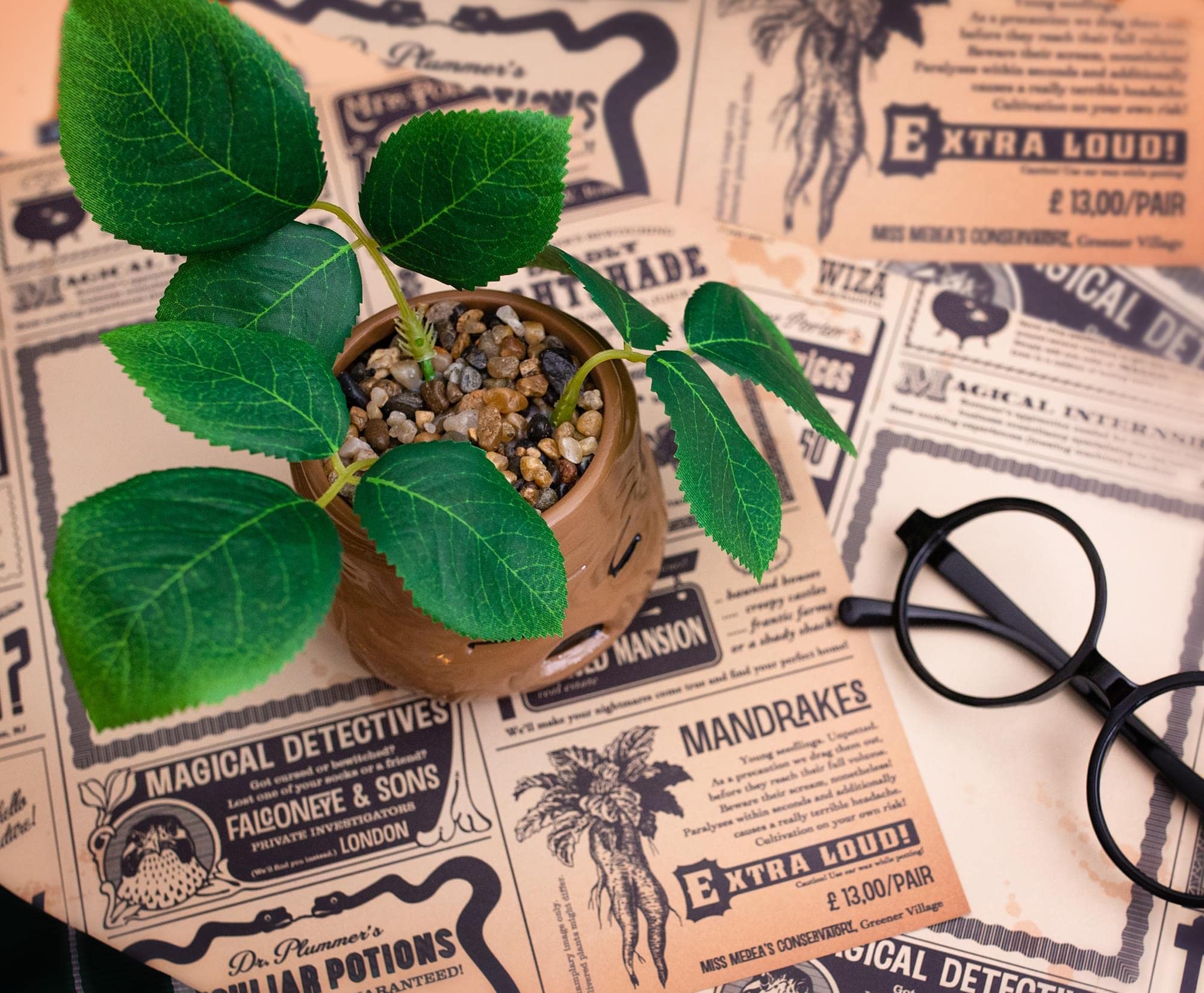 Foto 4 | Planta Decorativa Con Cara De Mandrágora De Búfalo De Harry Potter Plateada - Venta Internacional.