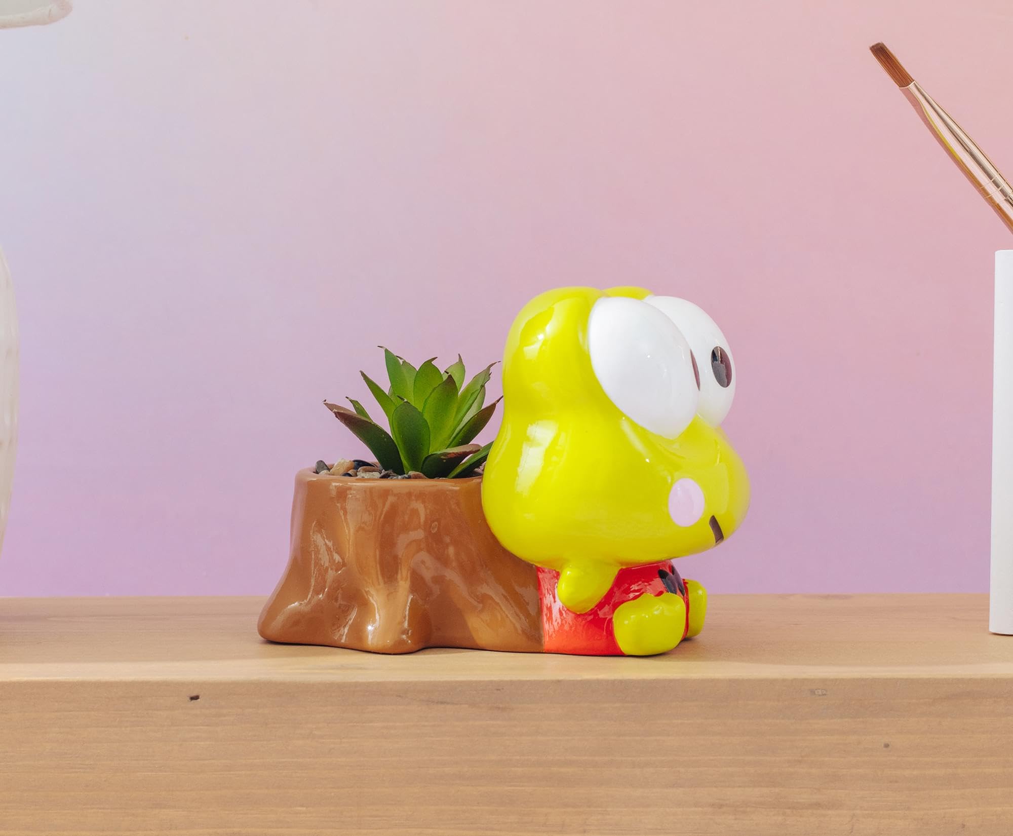 Foto 7 | Mini Maceta Plateada Con Tocón De Búfalo Sanrio Keroppi Con Suculentas - Venta Internacional.