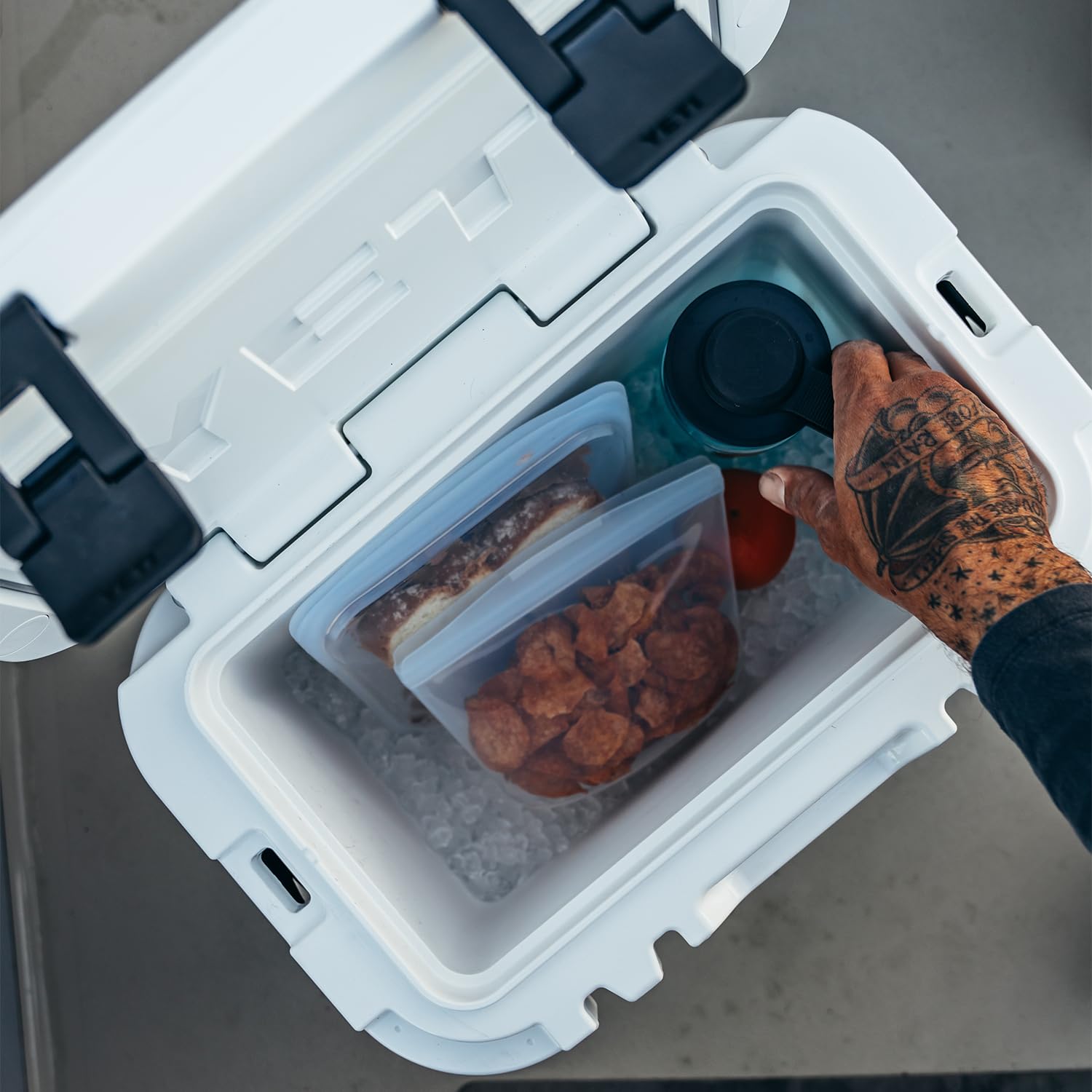 Foto 7 pulgar | Cooler Yeti Roadie 15 Hard Con Correa De Doble Uso, 15 L, Azul Marino - Venta Internacional.