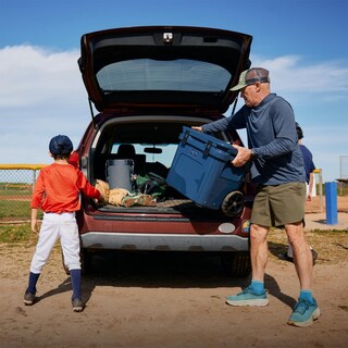 Foto 4 | Cooler Yeti Roadie De 32 Ruedas, Color Azul Marino Con Cesta Para Productos Secos - Venta Internacional.