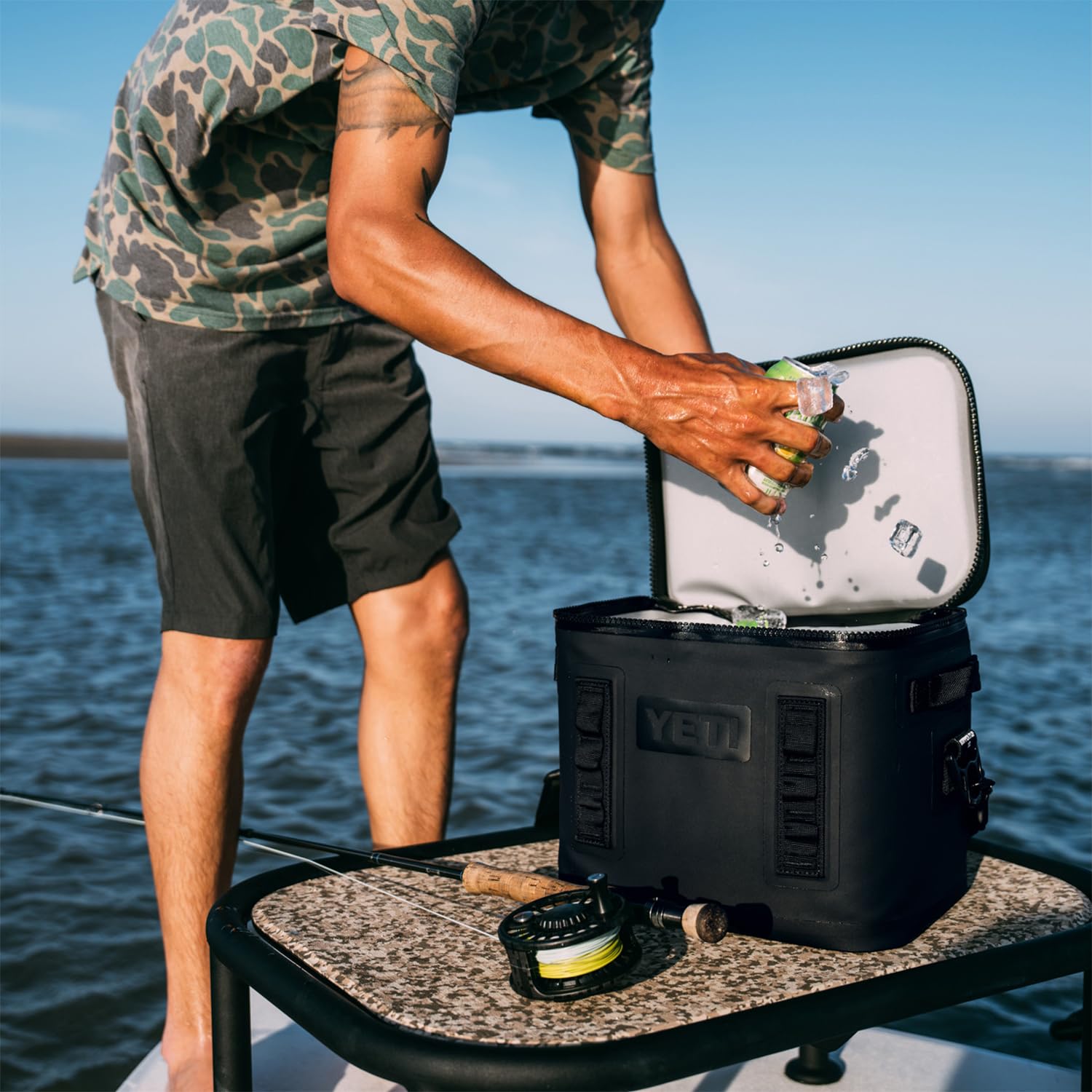 Foto 6 | Nevera Portátil Yeti Hopper Flip 12 Negra - Venta Internacional.