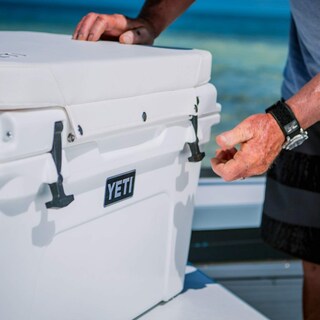Foto 3 | Cojín De Asiento Yeti Tundra 35 Marine Vinyl White - Venta Internacional.