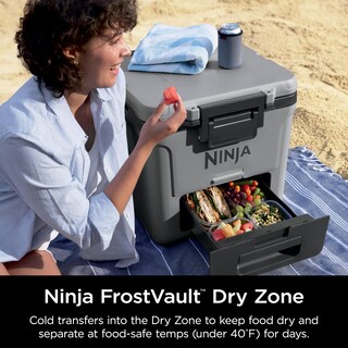 Foto 3 | Cooler Ninja Frostvault 30qt Con Ruedas Aisladas, Gris Fb230gy - Venta Internacional.