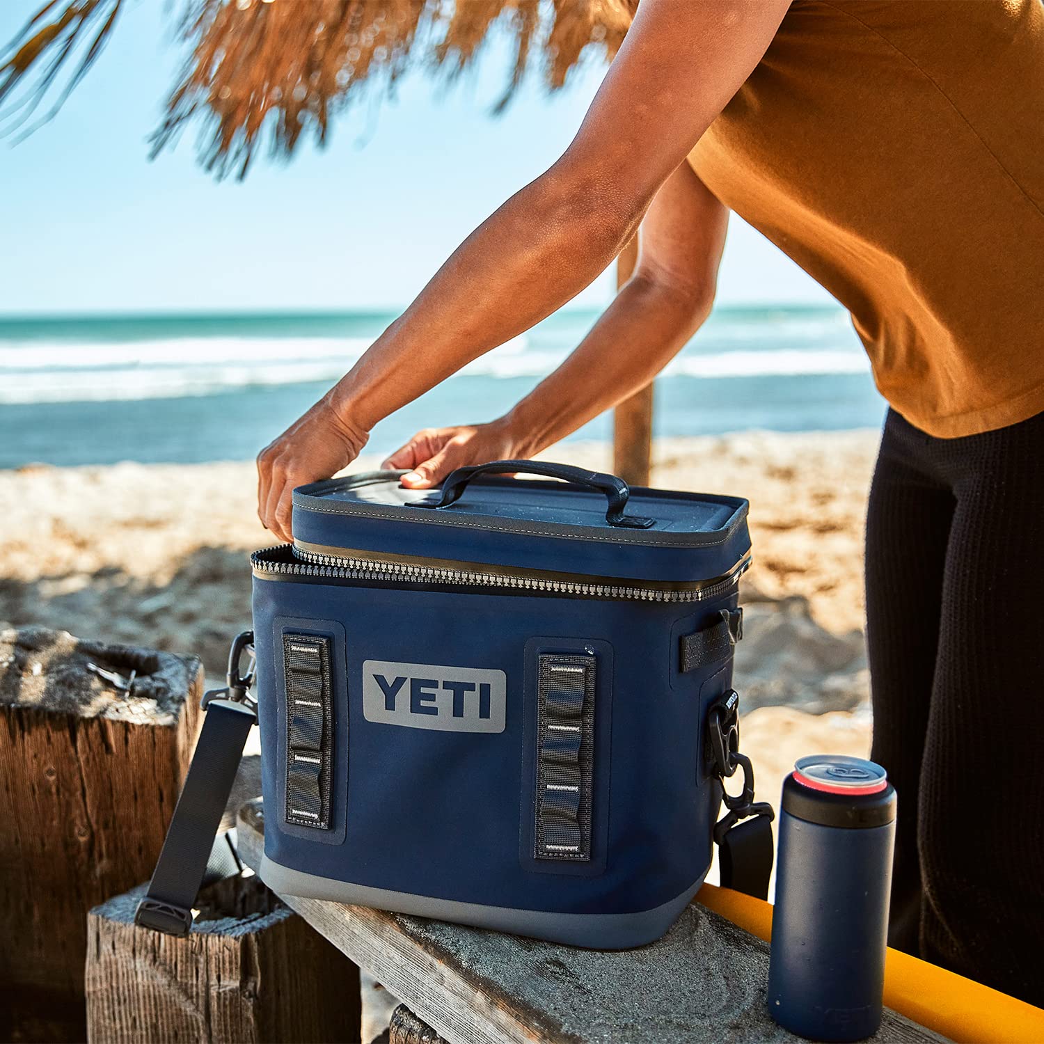 Foto 8 pulgar | Nevera Portátil Yeti Hopper Flip 12 Azul Marino - Venta Internacional.