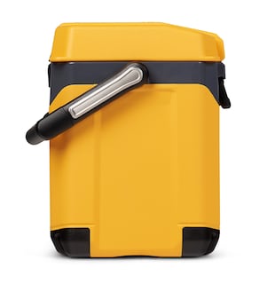 Foto 4 | Cooler Igloo Bmx 25 Qt Amarillo - Venta Internacional.