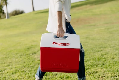 Foto 6 | Cooler Igloo Playmate Elite Rojo/blanco De 16 Litros Para Picnics Y Acampadas - Venta Internacional.