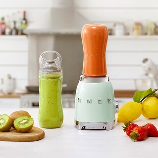 Foto 2 | Licuadora Smeg 50's Retro Style Personal Con 2 Velocidades, 600 Ml - Venta Internacional.