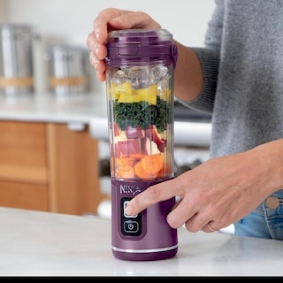 Foto 5 | Ninja Mini Licuadora Blast Blender Portátil De 532ml (18 Oz) Morada (reacondicionado)