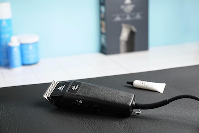 Foto 3 | Clipper Andis Ultraligero Profesional De 2 Velocidades 12845 120 V - Venta Internacional.