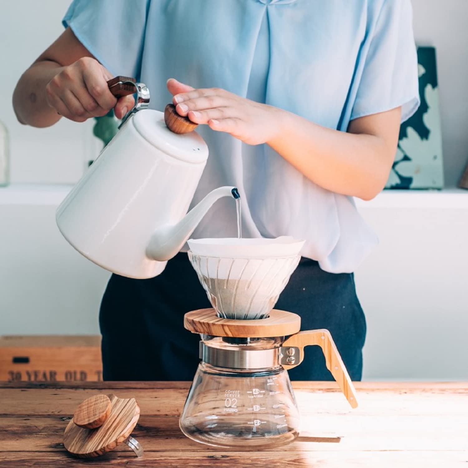 Foto 5 | Gotero De Café Hario V60, Vidrio Resistente Al Calor, Madera De Olivo - Venta Internacional.