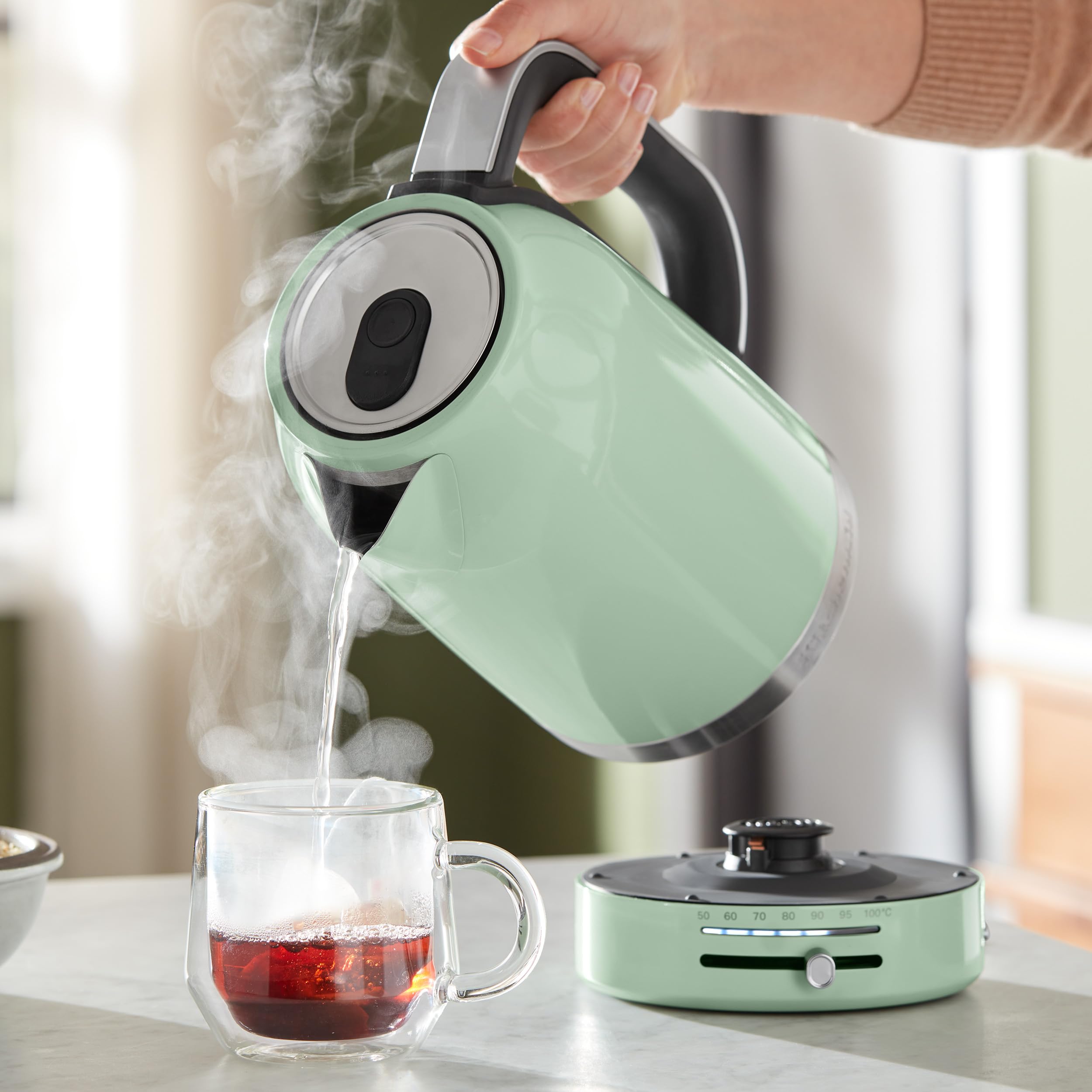 Foto 3 | Hervidor Eléctrico Kitchenaid Kek1701 1.7 L Con Temperatura Variable - Venta Internacional.