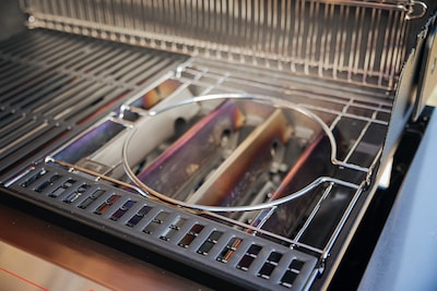 Foto 4 | Kit de Marcos Weber Crafted Genesis para Cocina Exterior Plateado - Venta Internacional