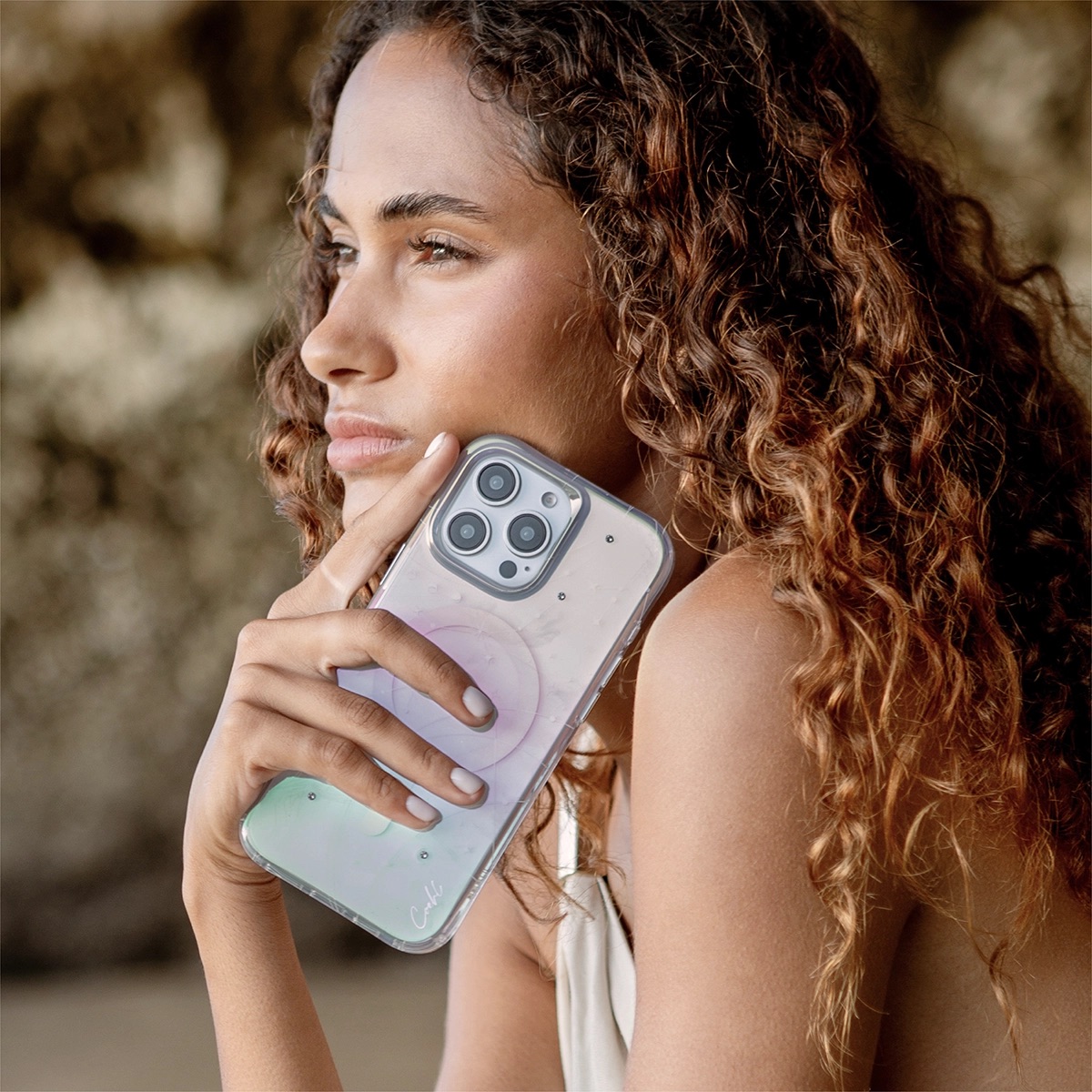 Foto 4 pulgar | Funda Para Iphone 16 Pro Tornasol Celest (magclick™) De Coehl