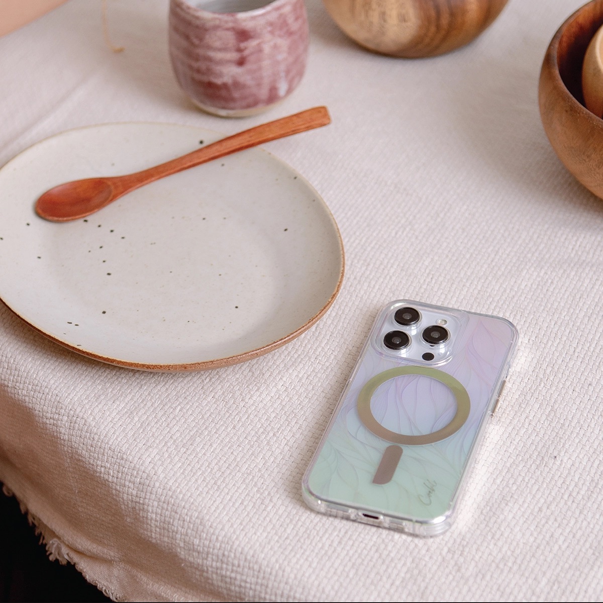 Foto 3 pulgar | Funda Para Iphone 15 Pro Tornasol Willow (magclick™) De Coehl