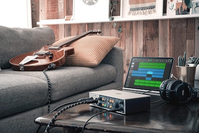 Foto 3 | Interfaz De Audio Para Estudio De Grabación Universal Audio Volt 4 Usb - Venta Internacional.