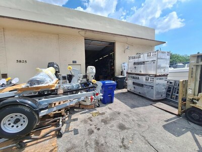 Foto 3 | Bloque De Disyuntores Blue Sea Systems 5052 St Clb De 6 Posiciones - Venta Internacional.