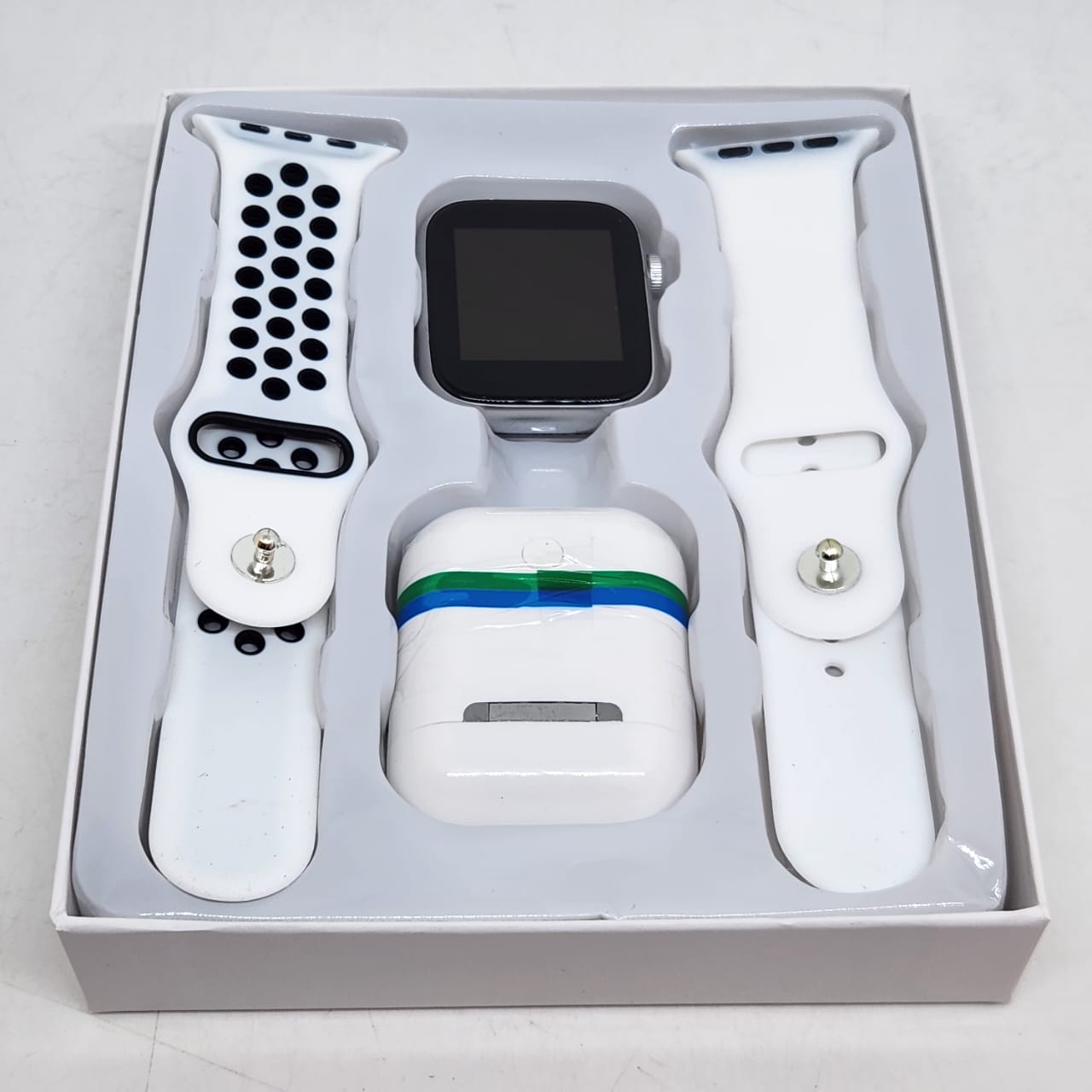 Foto 4 pulgar | Combo Smartwatch con Audífonos Genérico Blancos