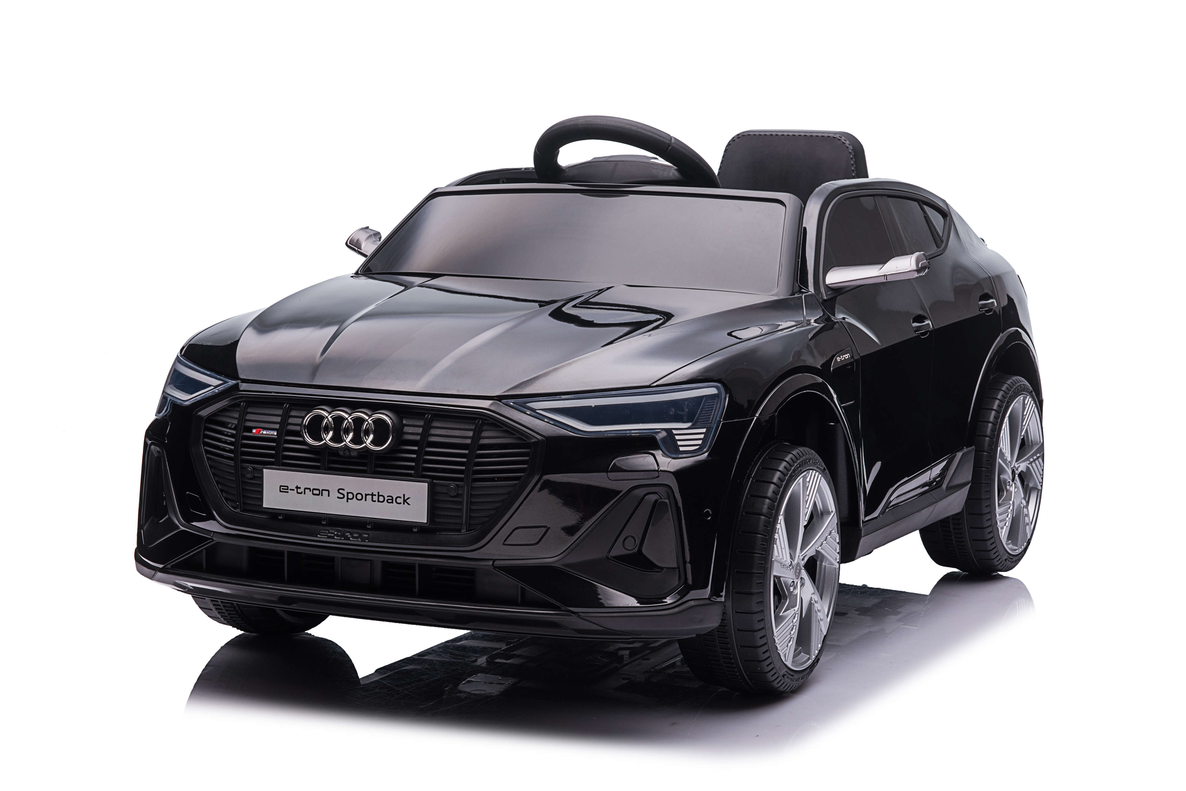 Foto 1 | Pingüe  Montable Eléctrico Niños Audi  E-tron Sportback Licencia Oficial | Control Remoto 2.4 Ghz | Batería 1