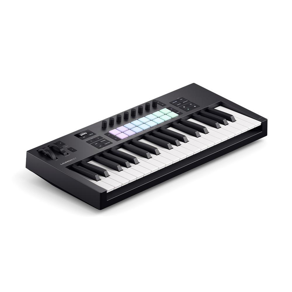 Foto 3 pulgar | Teclado Controlador MIDI Novation Launchkey 37 Mk4 Negro de 37 Teclas