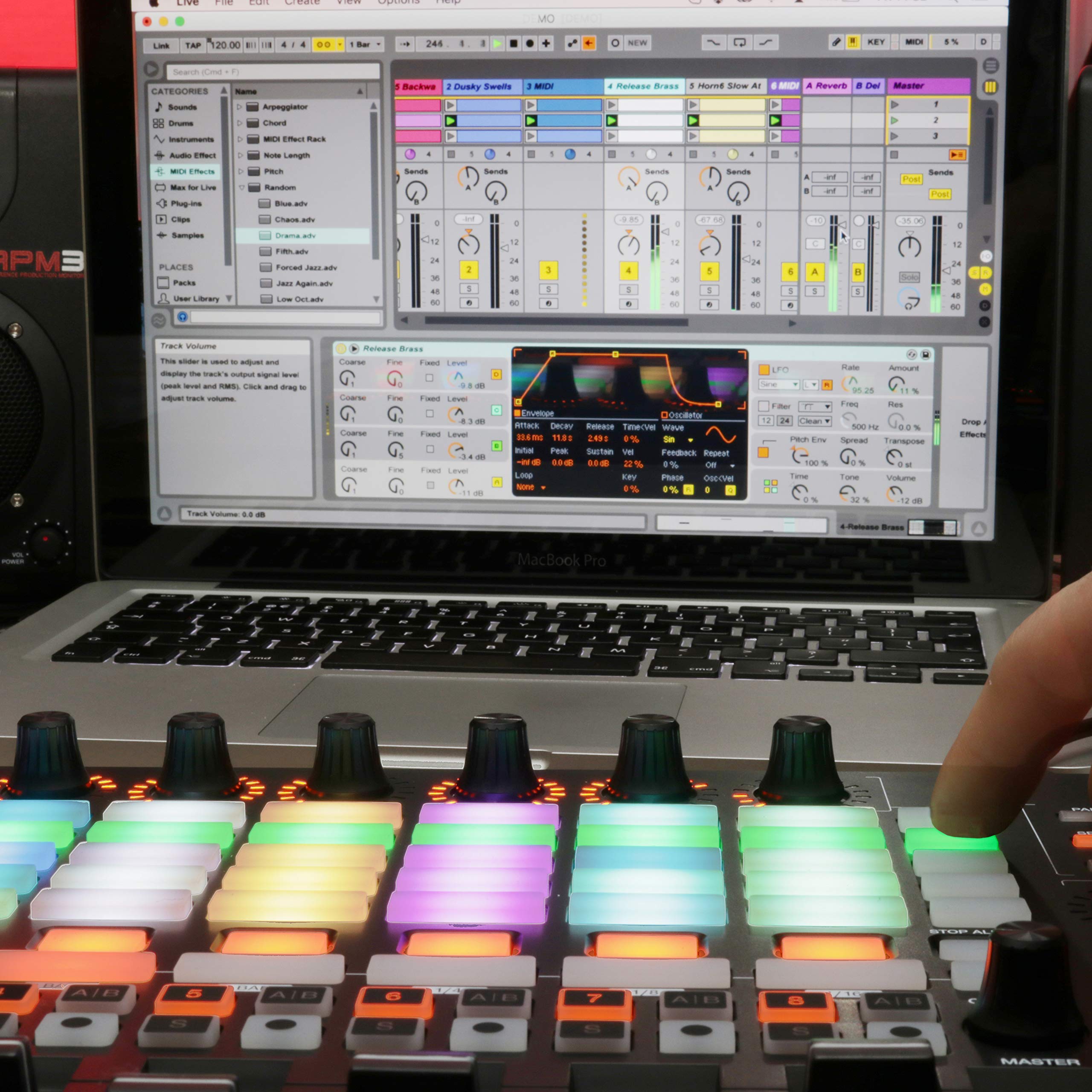 Foto 6 pulgar | Controlador Midi Usb Akai Professional Apc40mkii Para Mac/pc - Venta Internacional.