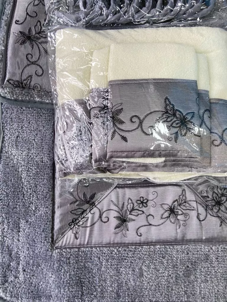 Foto 5 | Juego de Tapetes Cortinas y Toallas B.KIND & BEYOND color Gris para Baño 18 PZAS