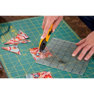 Foto 5 | Alfombrilla Giratoria Olfa 9880 Rm-cg, 30 Cm X 45 Cm, Autorreparable, Verde - Venta Internacional.