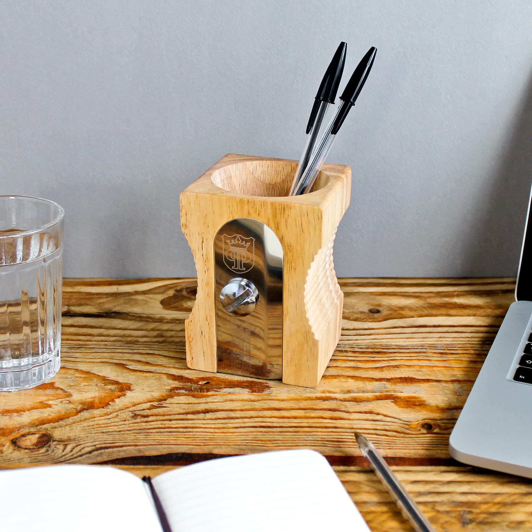 Foto 6 pulgar | Soporte Para Bolígrafos Suck Uk  Sacapuntas De Madera  Lámpara De Escritorio - Venta Internacional.