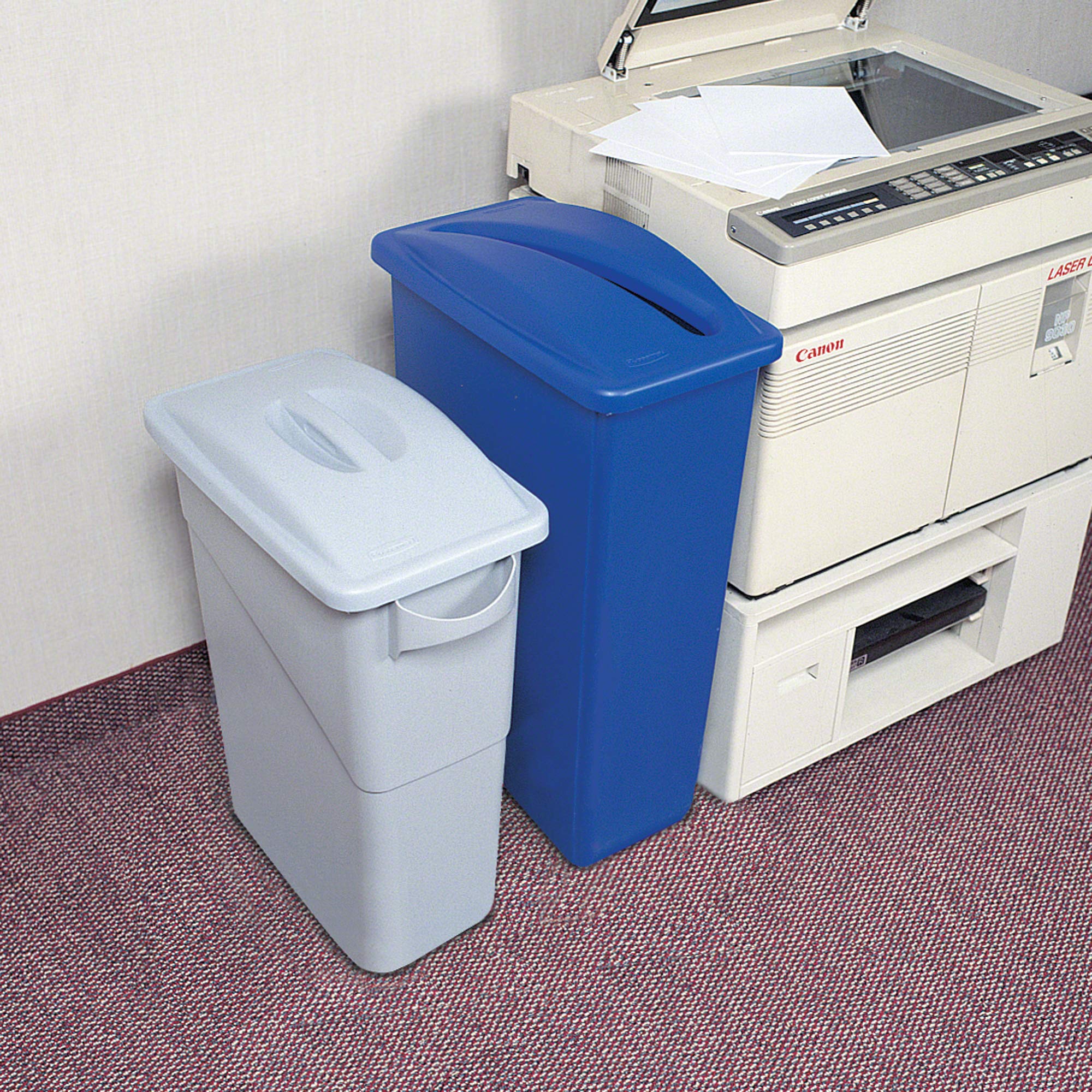 Foto 3 pulgar | Tapa De Contenedor Rubbermaid Commercial Slim Jim 87l - Venta Internacional.