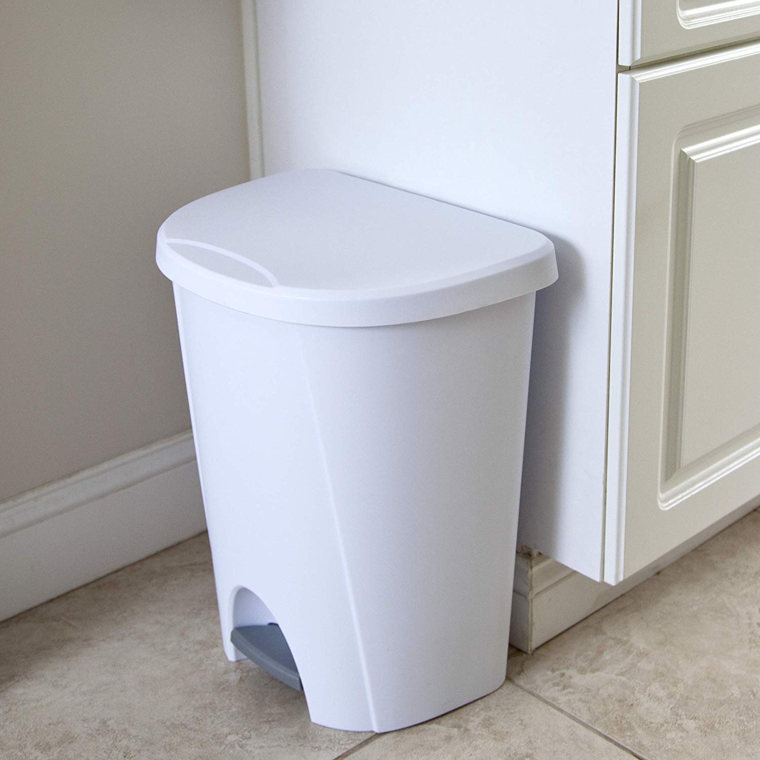 Foto 5 pulgar | Bote De Basura Sterilite 10948004 Step Bate 25 L Blanco - Venta Internacional.