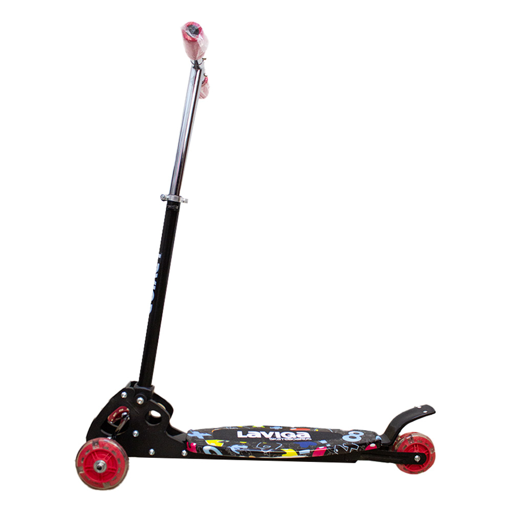 Scooter Patín Para Niños Con Luz Led Diseño Stickers Color Negro