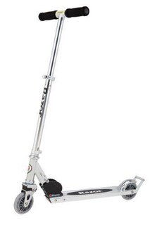 Foto 1 | Kick Scooter Razor A2 Transparente/negro Para Niños A Partir De 5 Años - Venta Internacional.