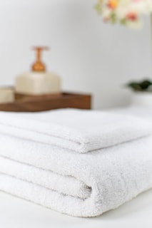 Foto 2 | Gila Toalla De Baño De Algodón Línea Essentials I Paquete De 8 Toallas Blancas Para Cuerpo Medio Baño