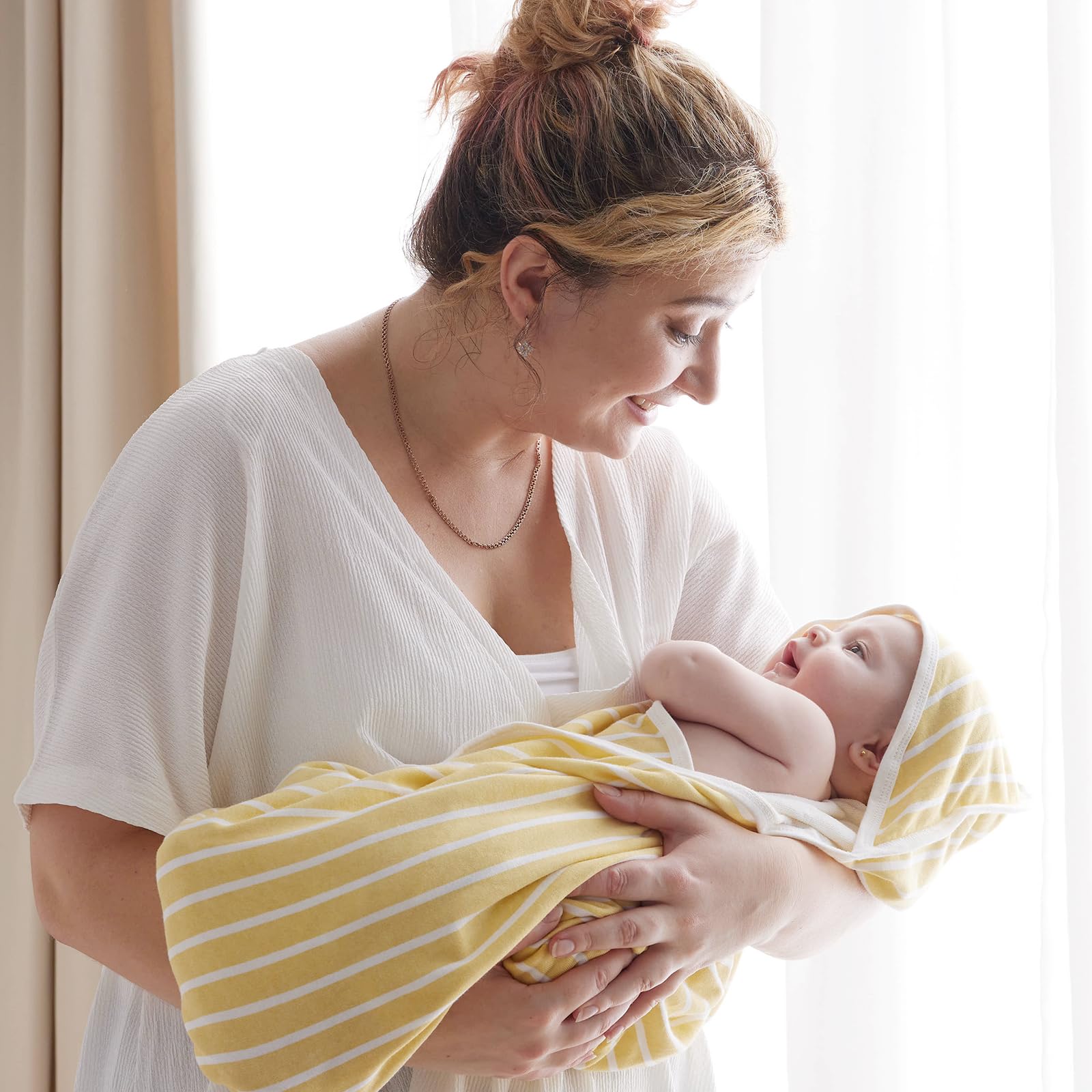 Foto 6 pulgar | Toalla De Baño Supersuave Momcozy Con Capucha Para Bebés, Paquete De 2 - Venta Internacional.