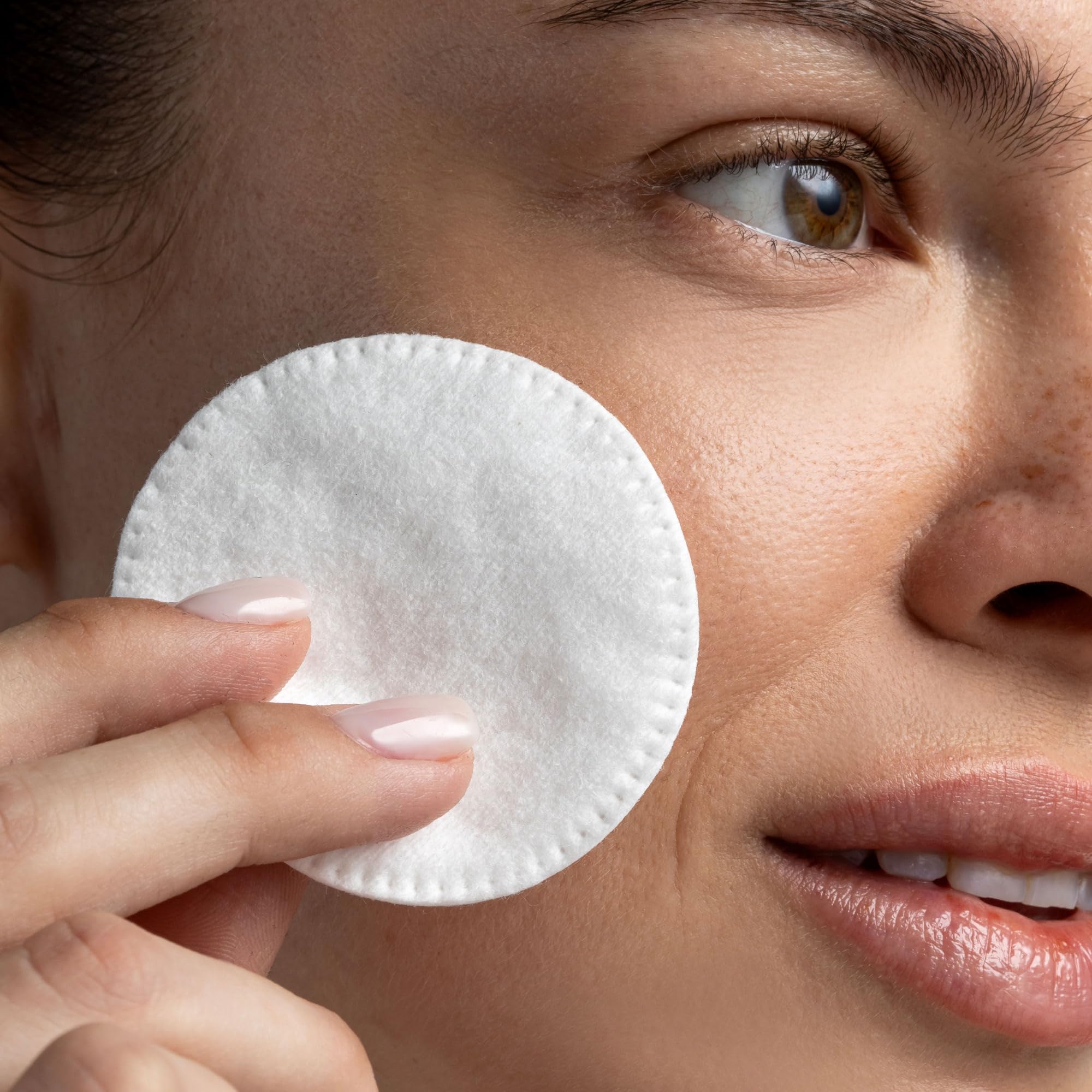 Foto 4 pulgar | Cotton Rounds Cliganic Premium, 100% Algodón Puro (300 Unidades) - Venta Internacional.