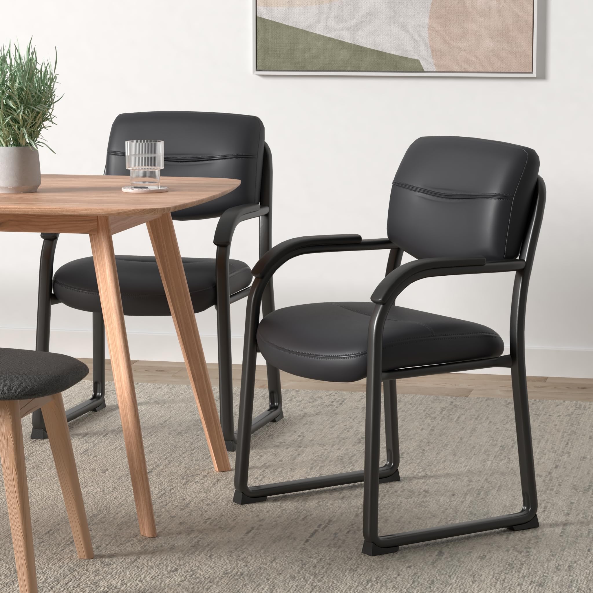Foto 2 | Silla Auxiliar Boss Office Products De Piel Con Brazos, Color Negro - Venta Internacional.