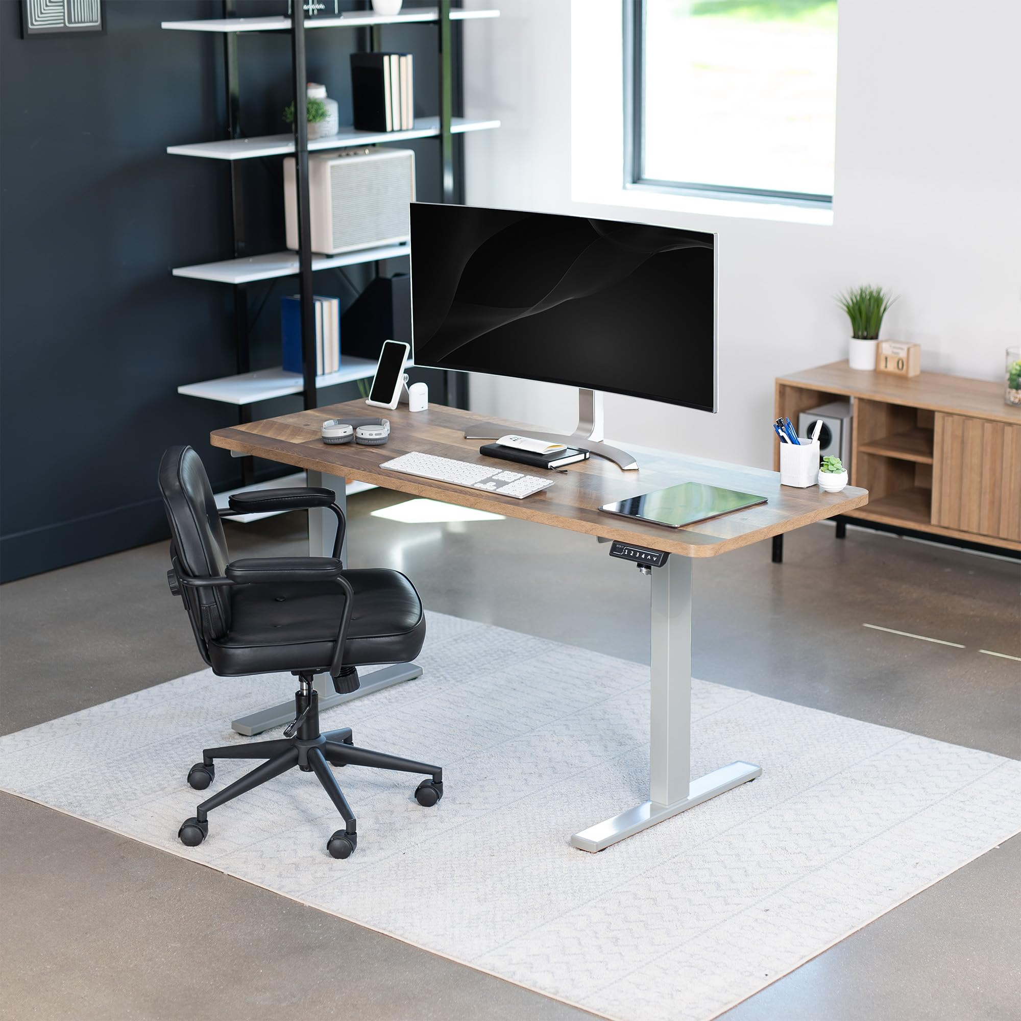 Foto 3 pulgar | Escritorio De Pie Vivo Electric Desk-kit-1g6p 150x60 Cm Recuperado - Venta Internacional.