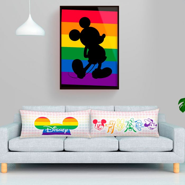 Foto 3 pulgar | Almohada Súper Jumbo Mickey & Friends Rainbow Pride