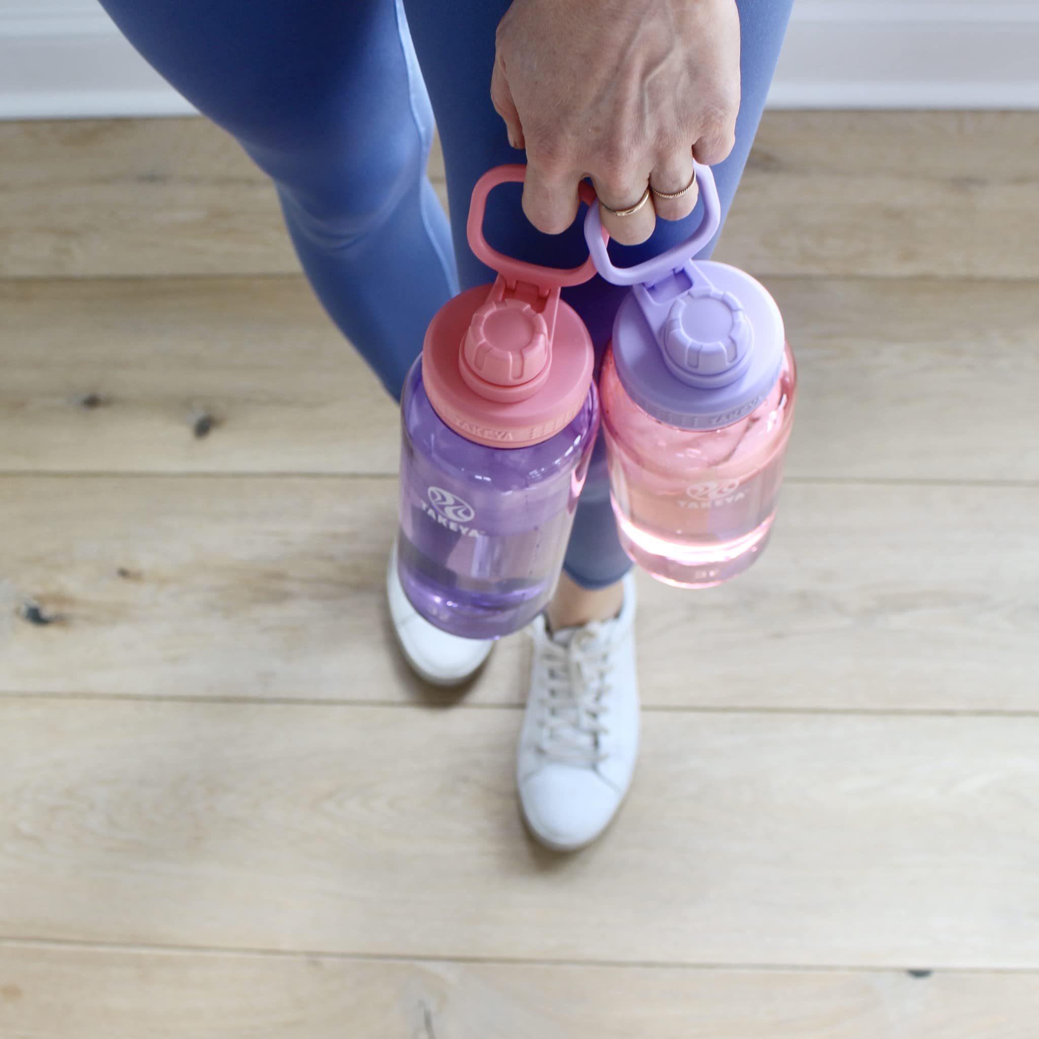 Foto 6 pulgar | Botella De Agua Takeya Tritan De Plástico Con Tapa Con Caño De 950 Ml, Color Morado - Venta Internacional.