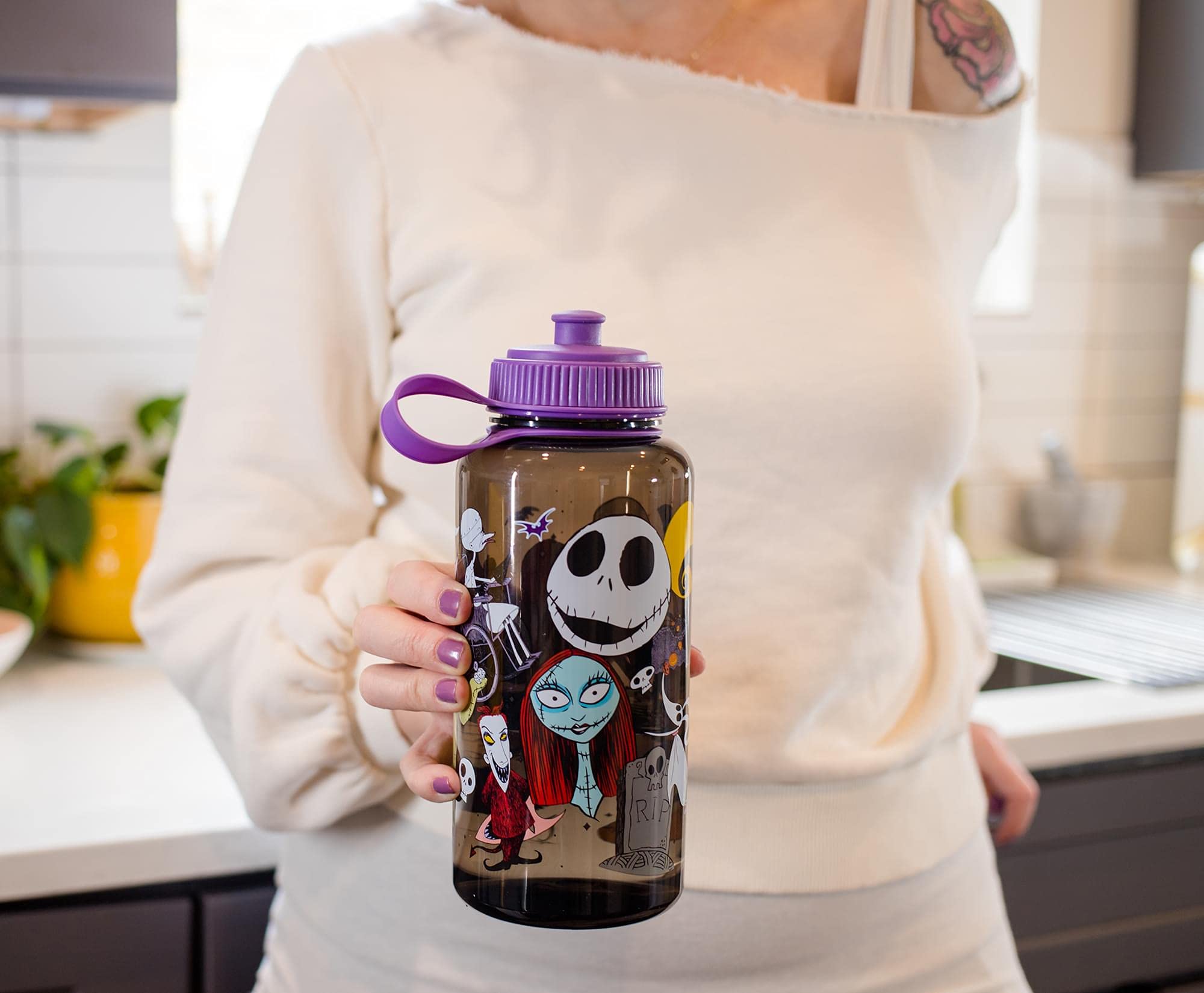 Foto 6 pulgar | Botella De Agua Plateada Buffalo Disney Nightmare Before Christmas - Venta Internacional.