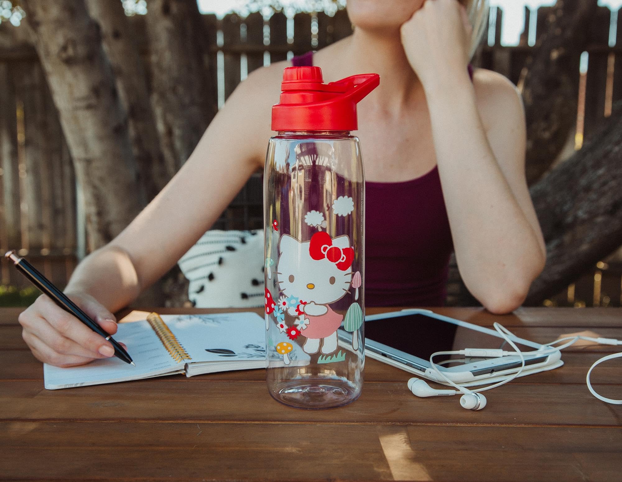 Foto 6 pulgar | Botella De Agua Silver Buffalo Sanrio Hello Kitty Mushrooms 800 Ml - Venta Internacional.