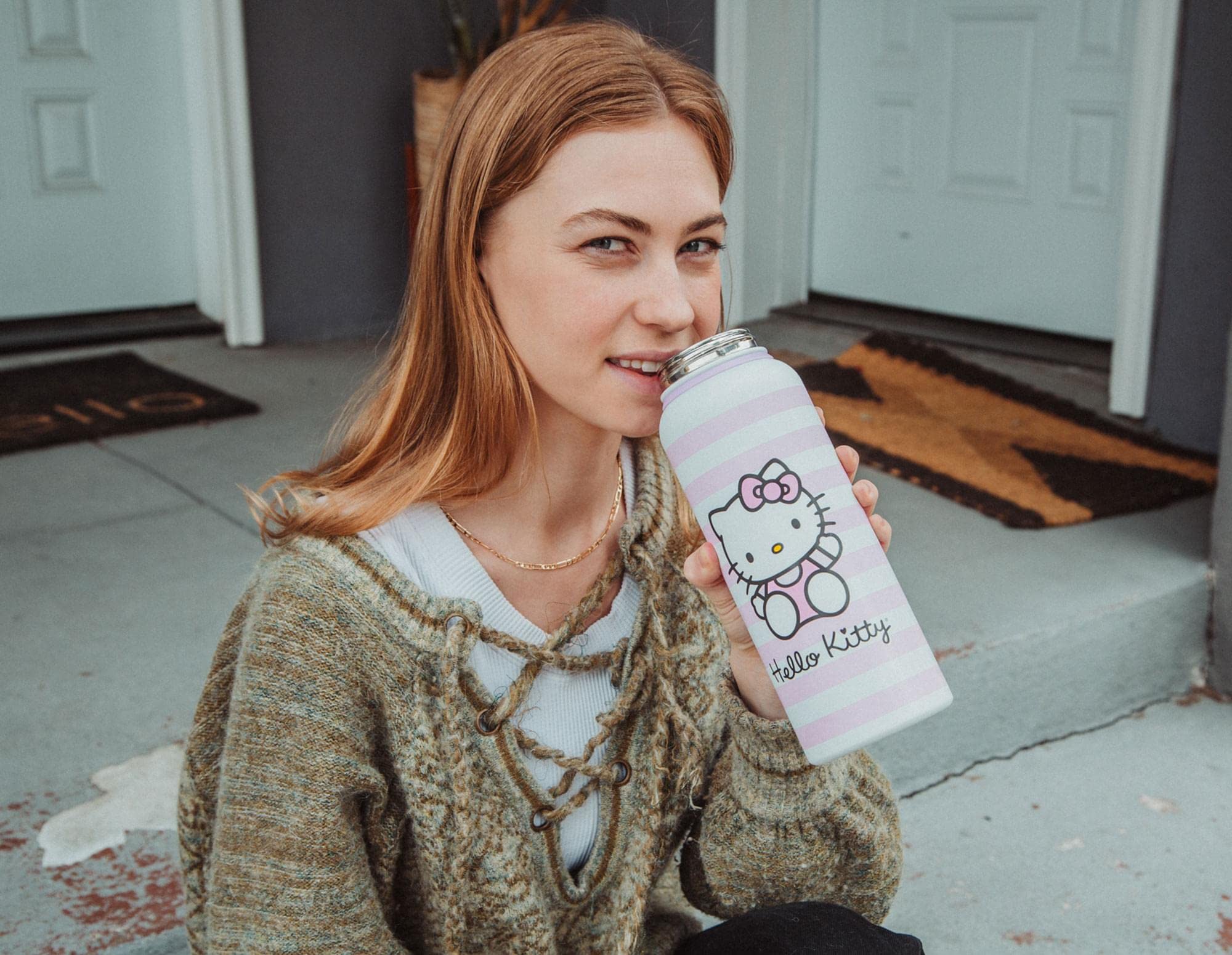 Foto 7 | Botella De Agua Sanrio Hello Kitty Pink 1.25l De Acero Inoxidable - Venta Internacional.