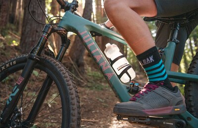 Foto 2 | Botella De Agua Camelbak Podium Bike 710 Ml Roja - Venta Internacional.